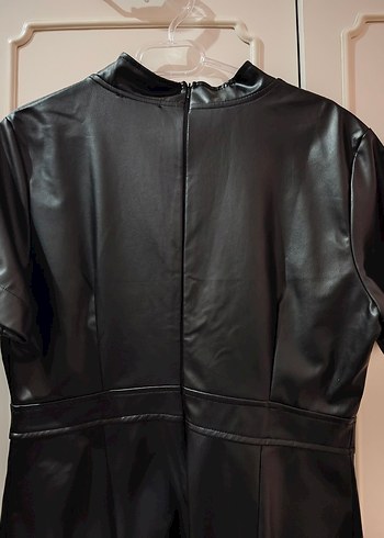 Siyah Kısa Kollu Deri  Gotik Midi Elbise - Görsel 8