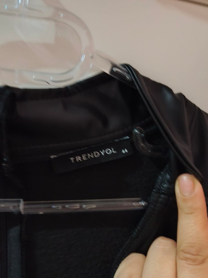 Siyah Kısa Kollu Deri  Gotik Midi Elbise - Görsel 5