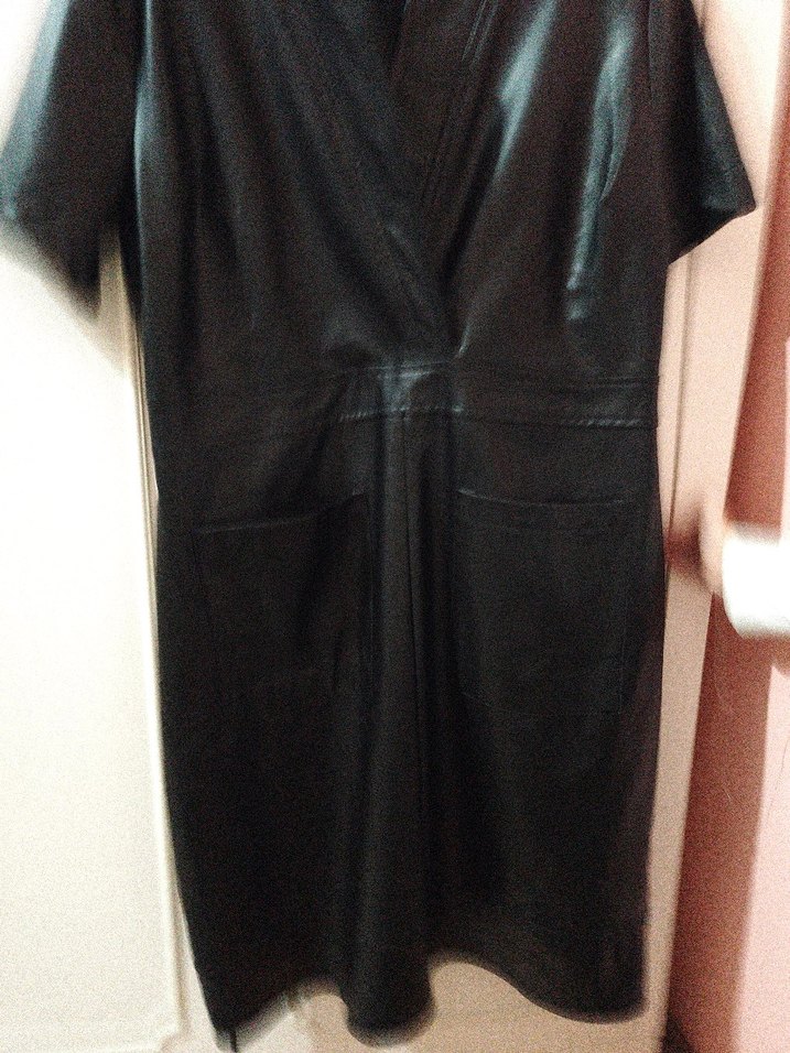 Siyah Kısa Kollu Deri  Gotik Midi Elbise - Görsel 2