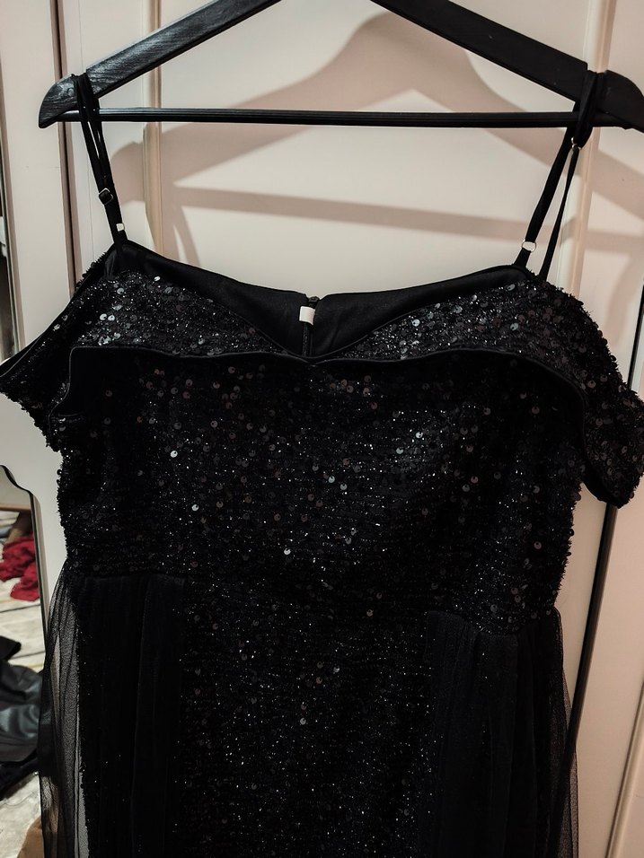 Siyah Pullu  Abiye Elbise - Görsel 3