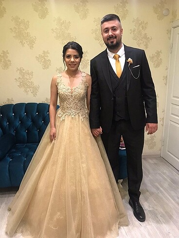 Nişan elbisesi
