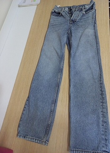 CROSS JEANS