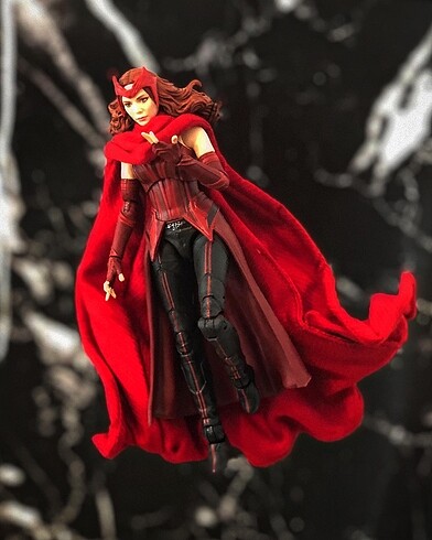 Marvel Legends Kumaş Kırmızı Pelerin