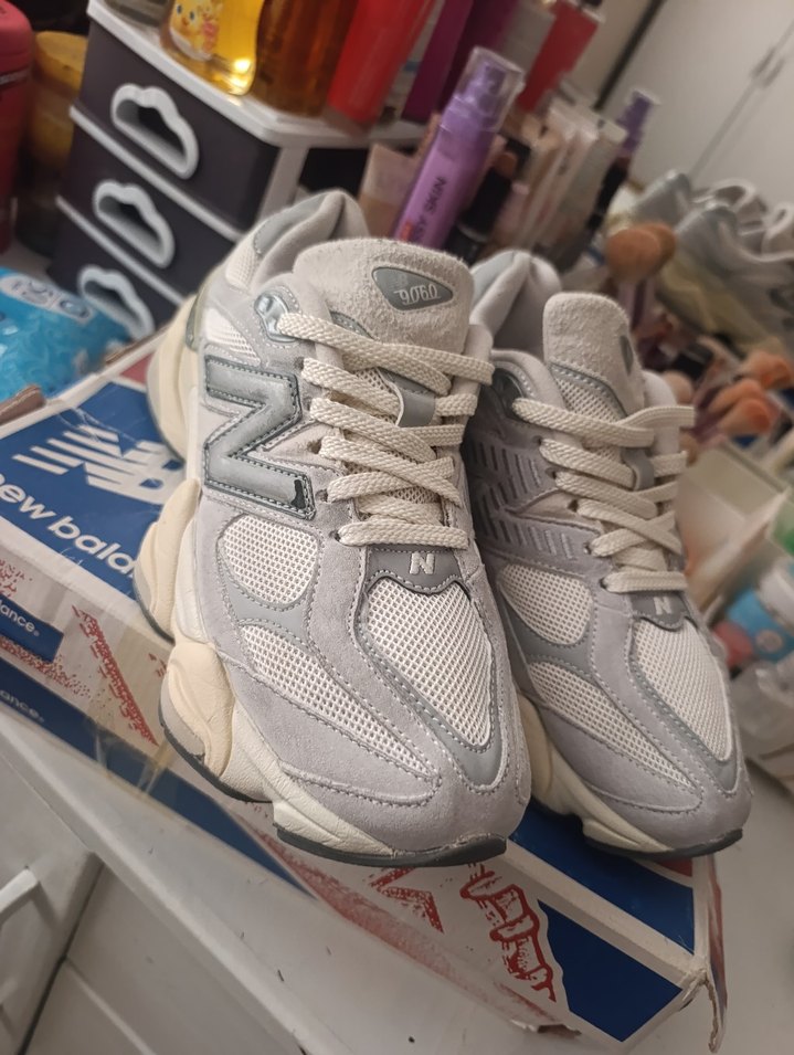 New Balance Beyaz & Gümüş Sneaker — görsel 11/15