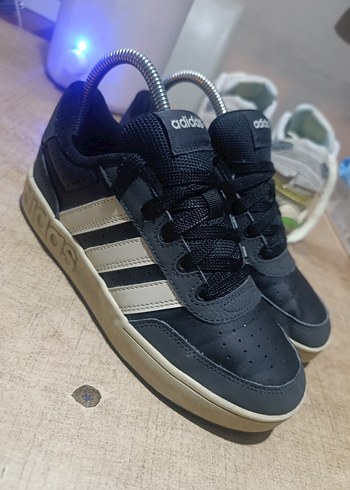 Adidas Siyah Beyaz Spor Ayakkabi