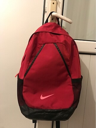 Nike çanta