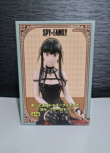 Spy x Family Yor Forger Furyu Figürü