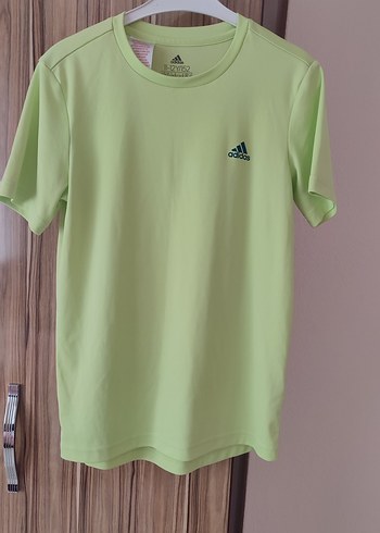 Adidas Yeşil Kısa Kollu Erkek Tişört