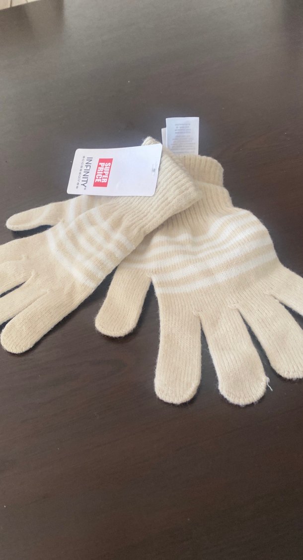 Kız Çocukları İçin Beyaz Örgü Yün Eldiven 10/12 yaş İthal Almany - Görsel 5