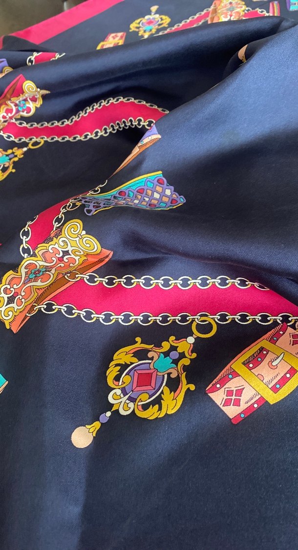 Renkli Zincir Detaylı Kadın İpek Eşarp90:90 cm - Görsel 5