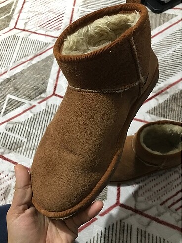 39 Beden Ugg bot