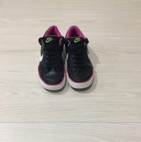 Orijinal Nike spor ayakkabı siyah