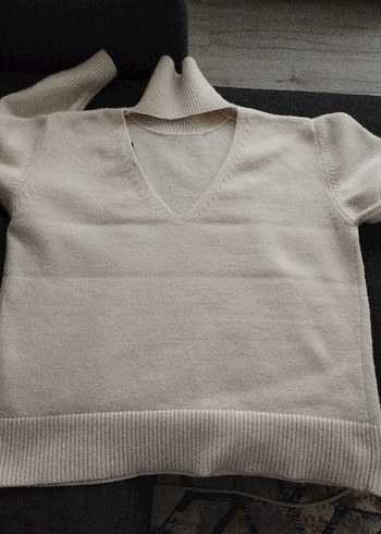 Krem Kadın Boğazlı Örgü Triko sırt dekolteli - Görsel 2