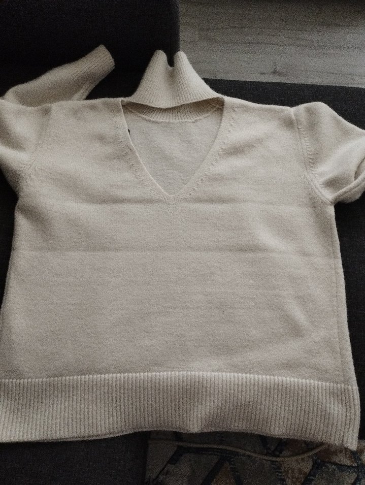 Krem Kadın Boğazlı Örgü Triko sırt dekolteli - Görsel 2