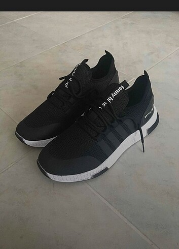 Adidas spor ayakkabı 