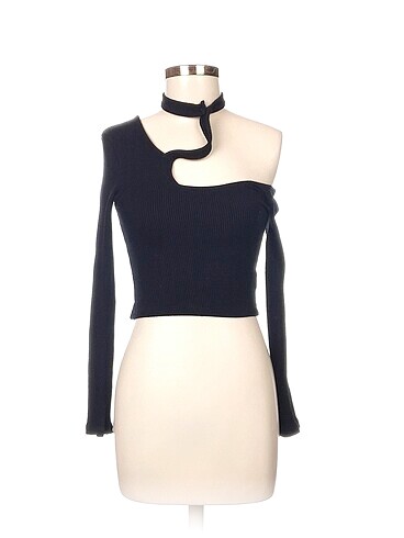 Bershka Bluz %70 İndirimli.