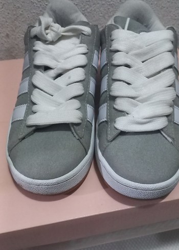 Gri Süet Kadın Spor Ayakkabı Velcro