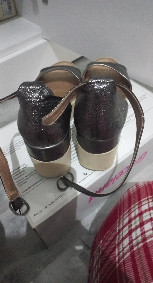 Gri Kadın Dolgu Topuklu Akşam Ayakkabısı - Görsel 2