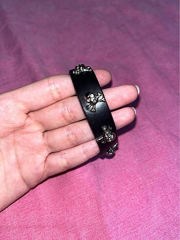  Beden Gothic Spike