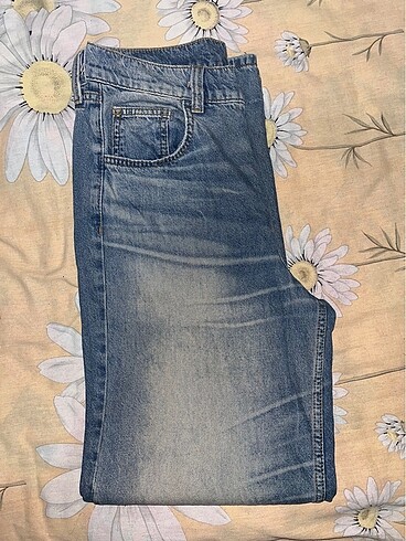 s Beden Eskitme Detayli Baggy Pantolon