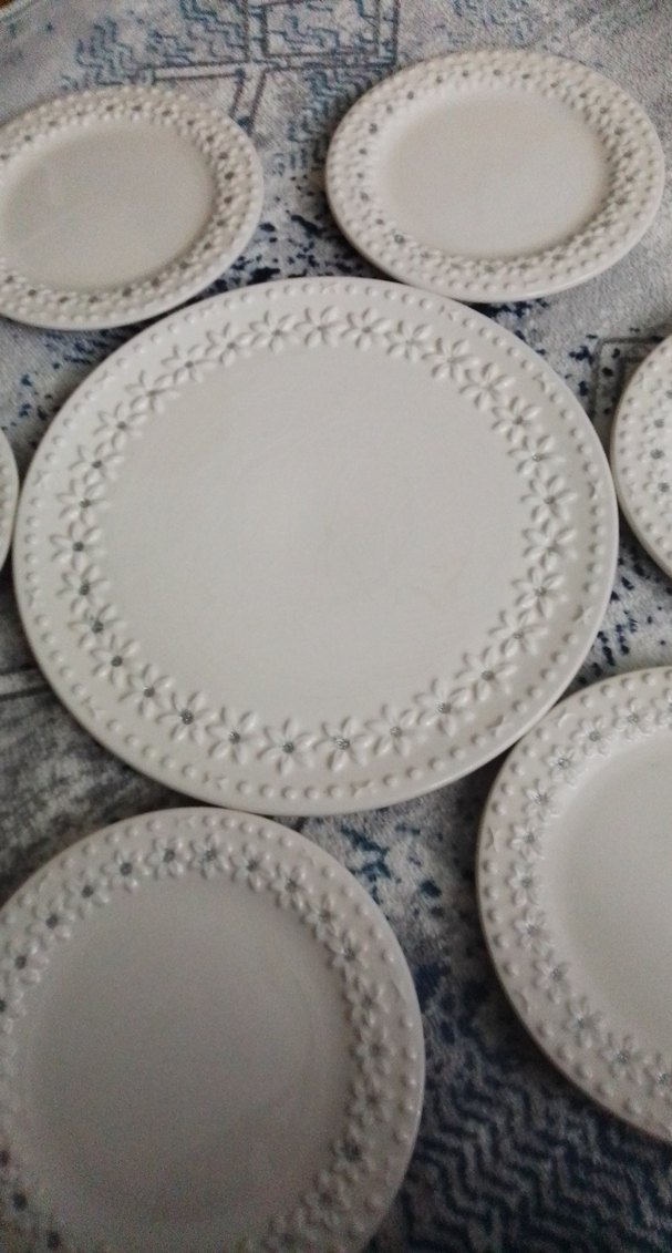 Beyaz Desenli Seramik Tabak Seti - Görsel 2