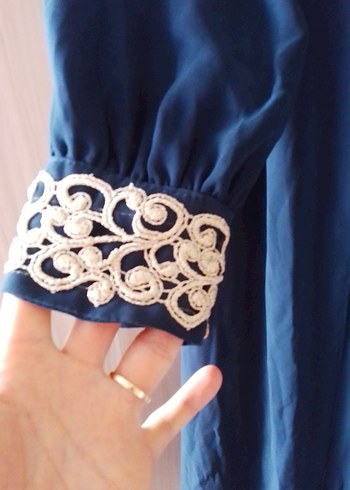 Uzun Kollu Nakışlı Lacivert Kadın Elbise - Görsel 3