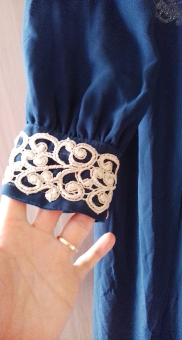 Uzun Kollu Nakışlı Lacivert Kadın Elbise - Görsel 3