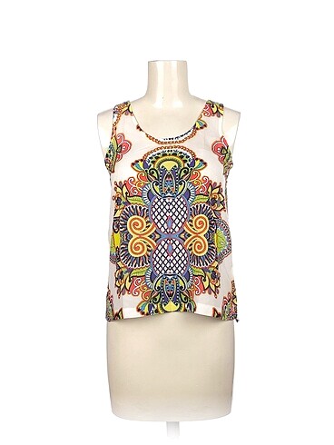 Koton T-shirt %70 İndirimli.