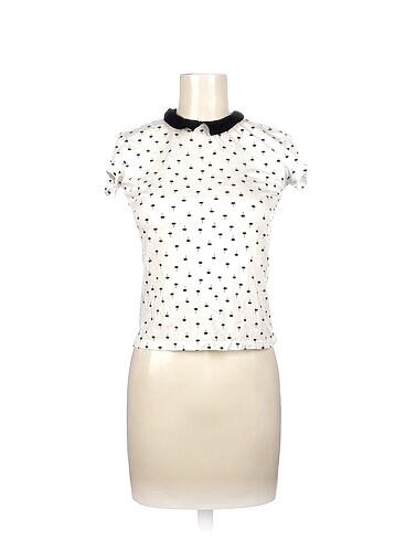 PreLoved T-shirt %70 İndirimli.