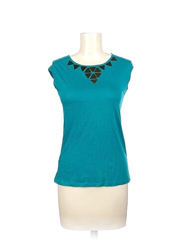 LC Waikiki T-shirt %70 İndirimli.