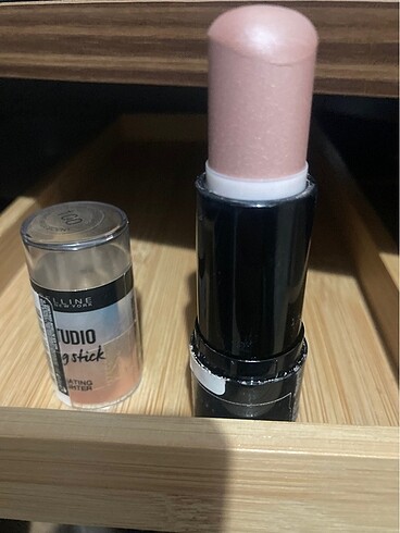 Beden Stick highlighter