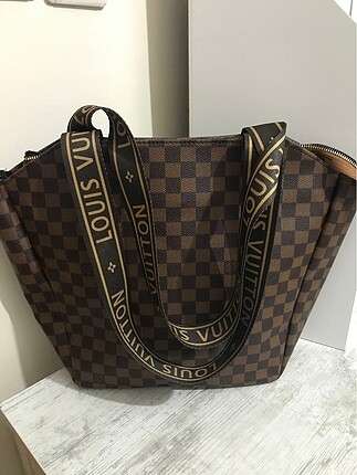  Beden Louis vuitton çanta