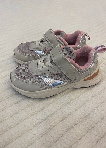 Kız Çocuk Gri Cırtcırtlı Spor Ayakkabı - Görsel 3