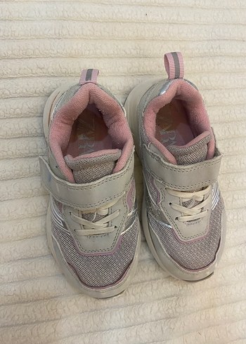 Kız Çocuk Gri Cırtcırtlı Spor Ayakkabı - Görsel 2