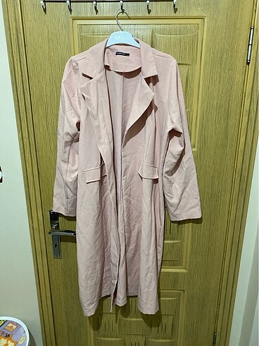 Pembe trenckot