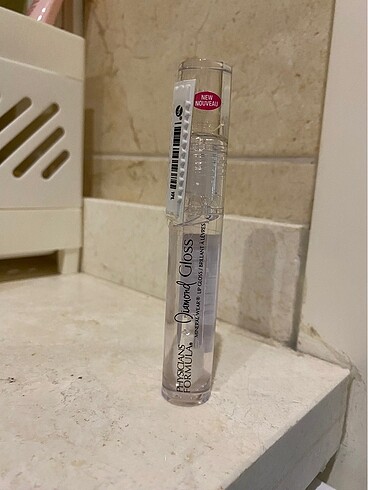 Physicians Formula Mineral Wear Diamond Dudak Parlatıcısı Crysta