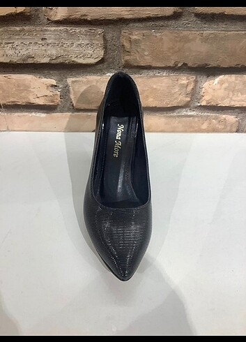 Diğer Stiletto mağaza ürünü