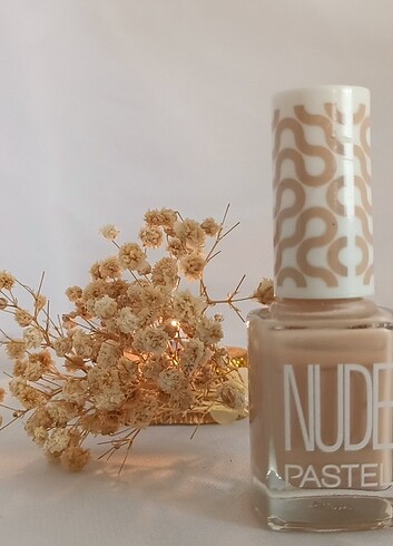Pastel nude oje