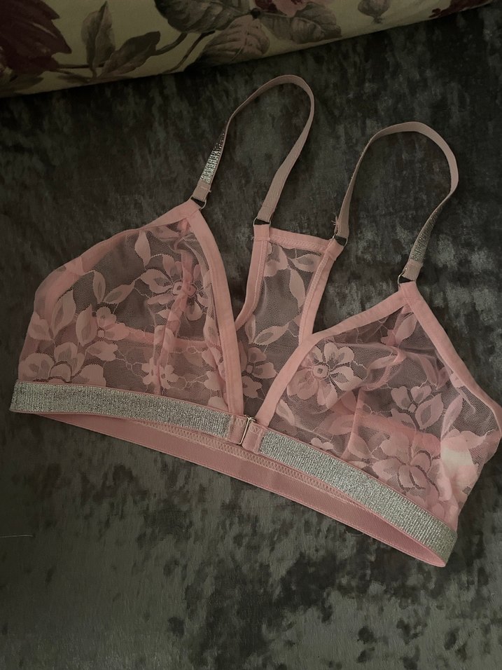 Pembe Sütyen - Görsel 4