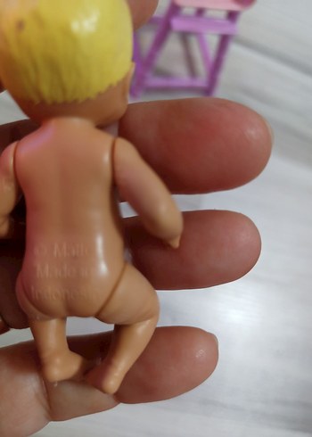  Beden Renk Barbie yavru bebek