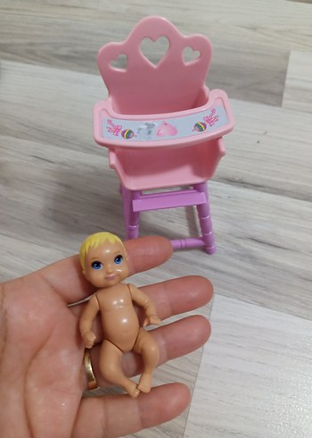 Barbie Barbie yavru bebek