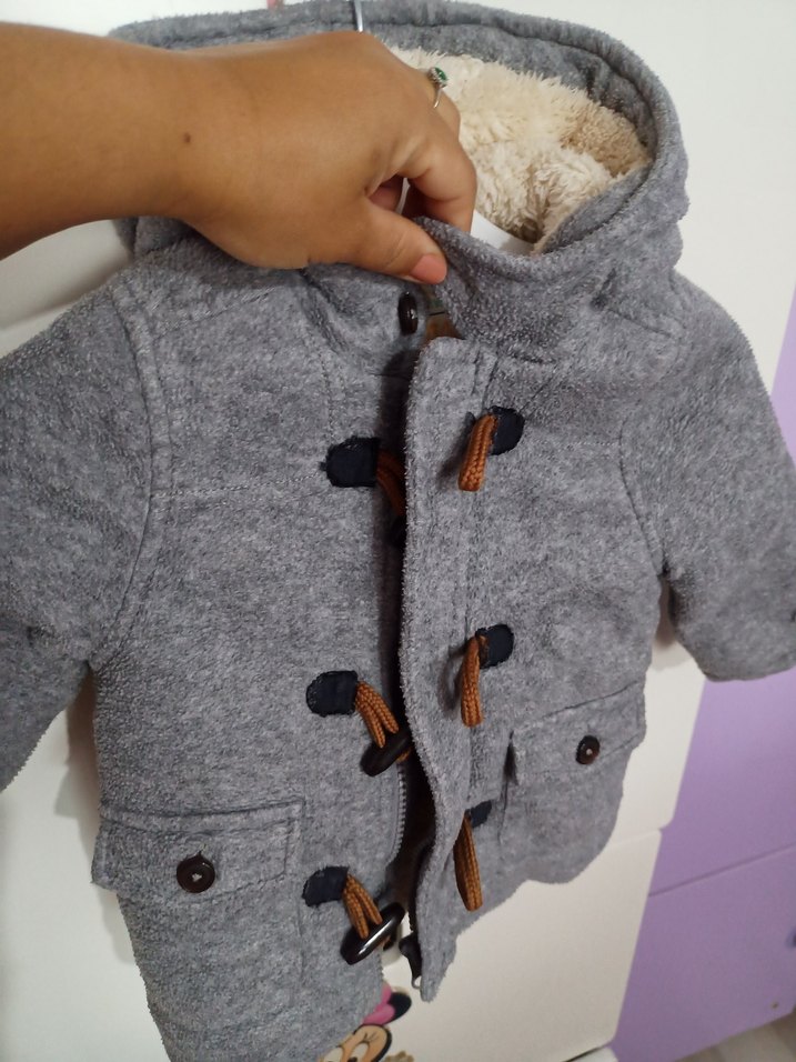 Düğmeli Kapüşonlu Gri Erkek Çocuk Kaban - Görsel 3