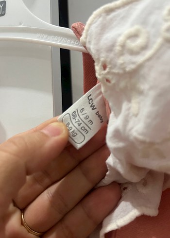 LC Waikiki Nakışlı Yakalı Kız Çocuk Elbise