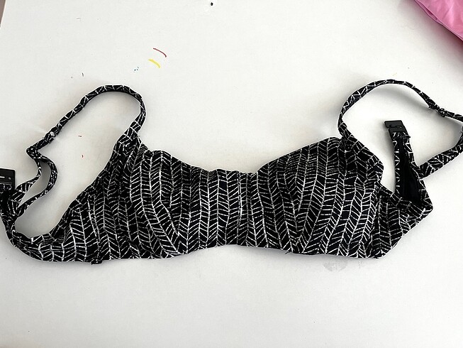 Bikini üst