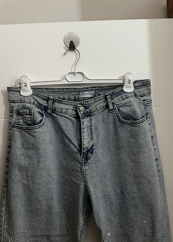 Gri Payetli Bol Kesim Kadın Jean - Görsel 3