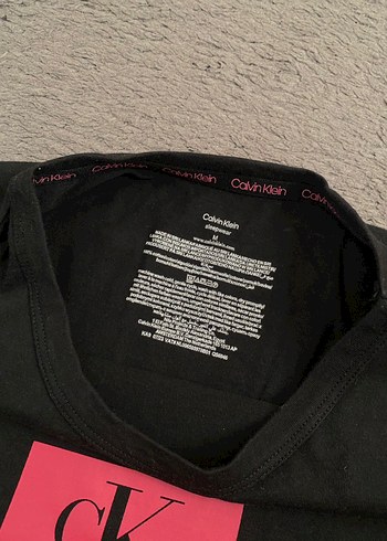m Beden siyah Renk Calvin Klein Orijinal Kısa Kollu Crop Tişört