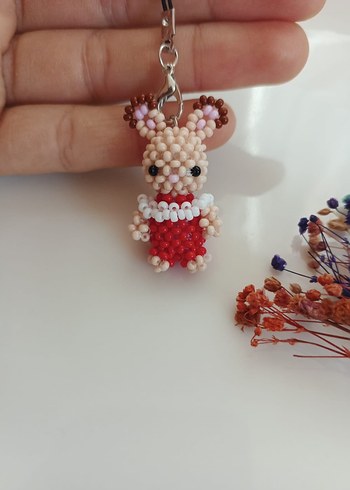 slyvanian families bunny telefon charmı - Görsel 2