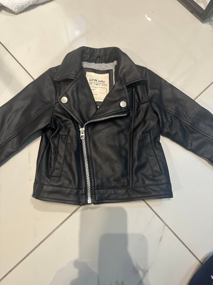 Erkek Çocuk Siyah Deri Ceket - Görsel 2