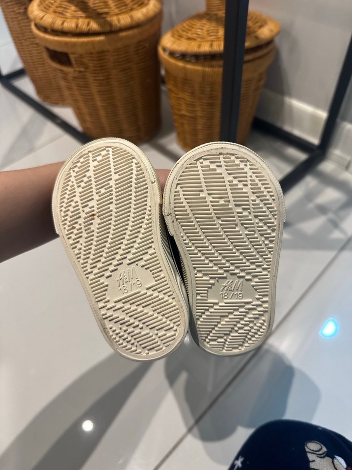 Erkek Çocuk Lacivert Cırt Cırtlı Spor Ayakkabı - Görsel 2