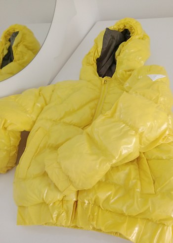 Sarı Kapüşonlu çocuk Kışlık Mont - Görsel 10